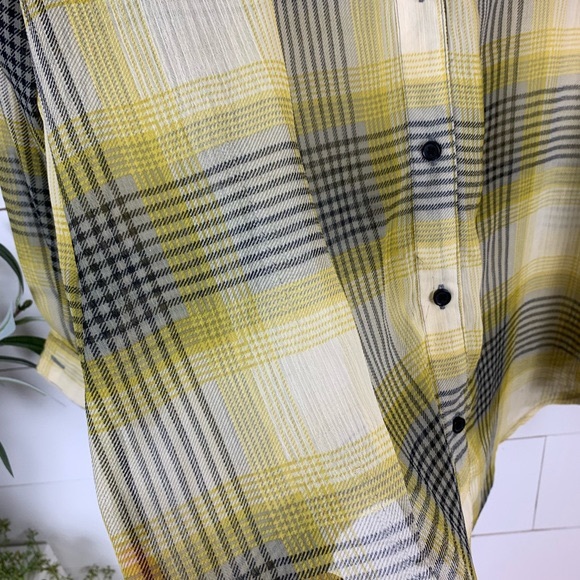 β πͺ΄$5/25πͺ΄ Xhilaration Yellow Black Plaid Button Down Shirt Tunic Top Small - Picture 8 of 9